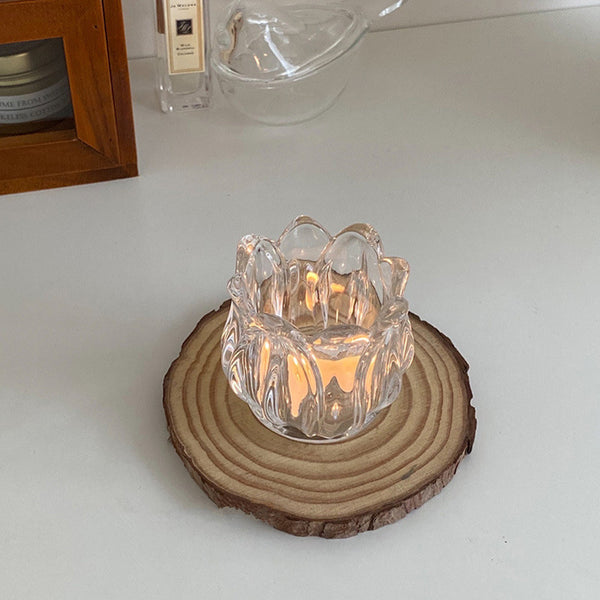 Tulip shaped candle holder